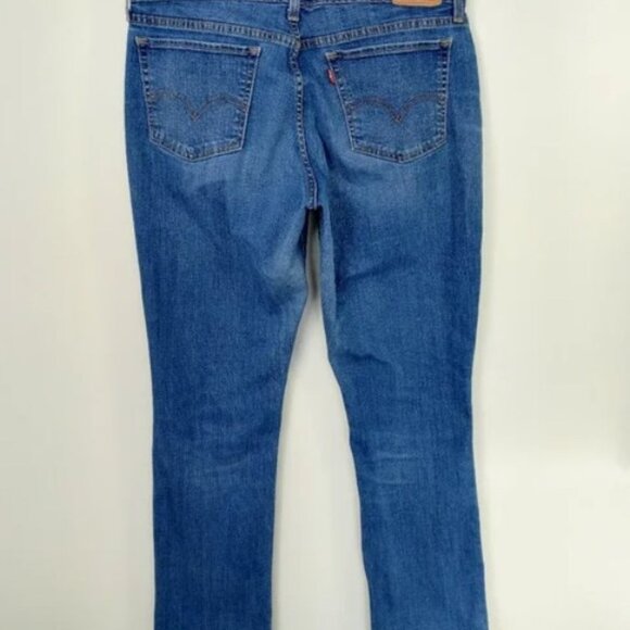 Women's Levi's 414 Relaxed Straight Jeans 32" Waist - Picture 9 of 10